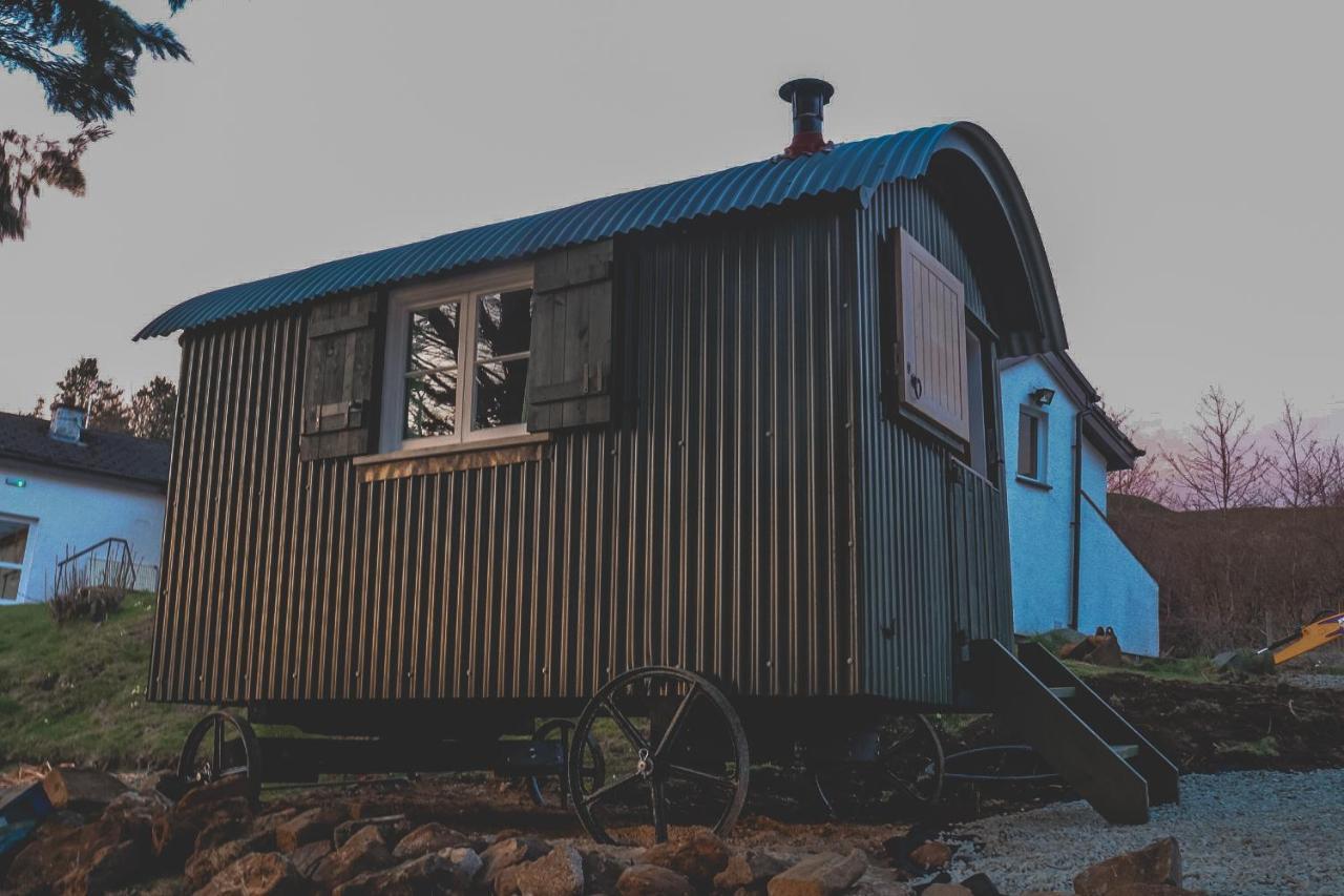 Loch Eyre Shepherd Hut Hotel Portree Exterior photo